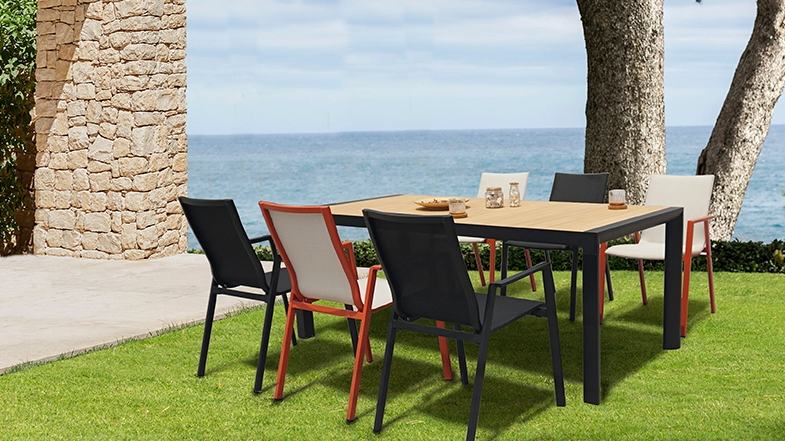 outdoor chair & table